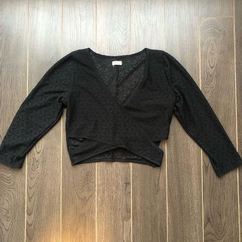 Hollister long sleeve crop top